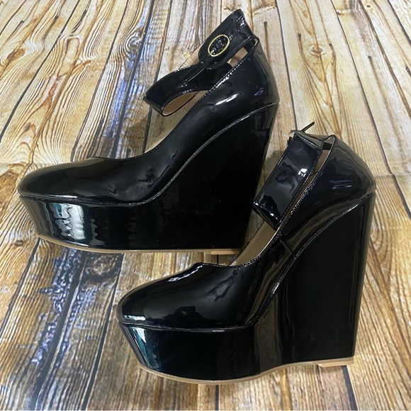 NEW Tip Toe Dance Black Patent Leather 5 1/2” Wedge Platform Heels - Picture 4 of 6